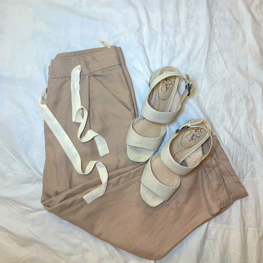 Aritzia dress pants (beige)